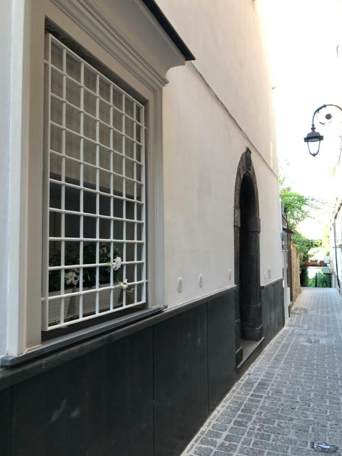 White Stylish Apartments Vico Equense Eksteriør bilde