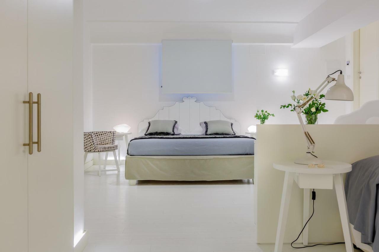 White Stylish Apartments Vico Equense Eksteriør bilde