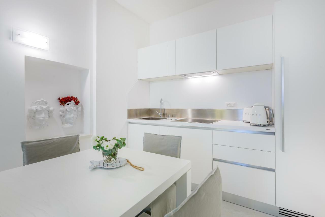 White Stylish Apartments Vico Equense Eksteriør bilde
